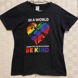 Port and Company Bee Kind Rainbow Heart Graphic Black T-Shirt Ring Spun Cotton L